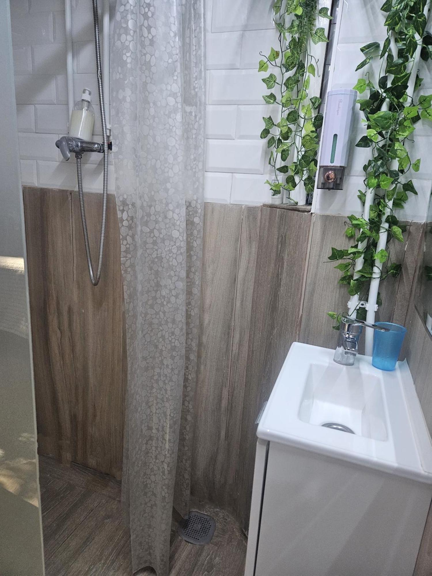 Habitacion En Casa De Familia "Valenciabonita" Eksteriør bilde